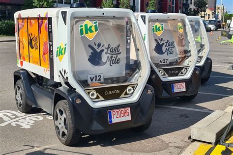 Maisto pristatymo automobilis Elektrėnuose