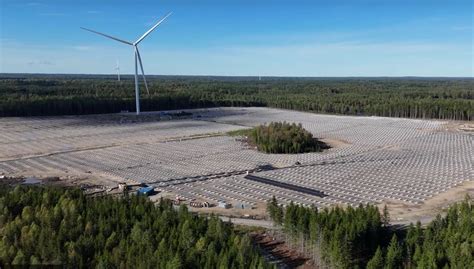 Vėjo ir saulės jėgainių parko vizualizacija