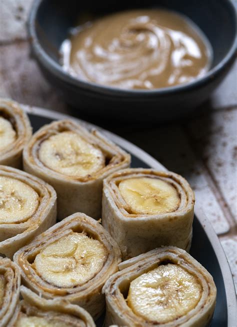 bananų blyneliai su riešutų sviestu