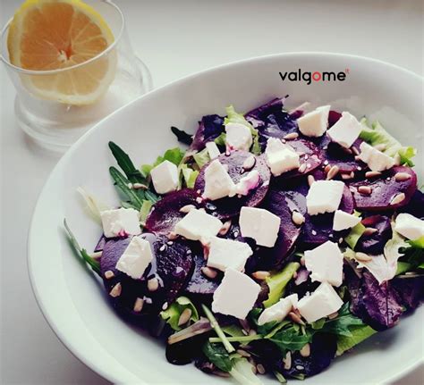 burokėlių salotos su kefyru