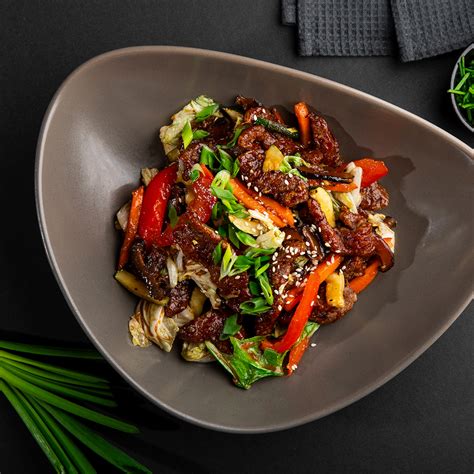 Jautiena su mango padažu