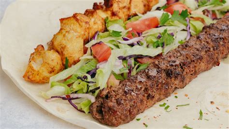 Įvairūs tradiciniai turkiški kebabai