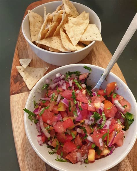 Meksikietiškos salsa verde ingredientai ir variacijos