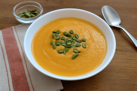Moliūgų sriuba su grietinėle