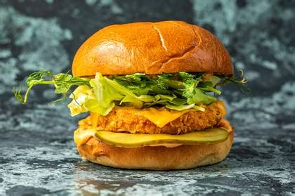 Vištienos burgeris su chipotle padažu