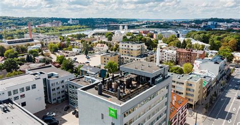 „Ibis Styles Kaunas Centre“ viešbučio eksterjeras ir puiki lokacija