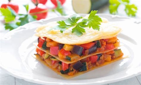 Paruošta lazanija su daržovėmis