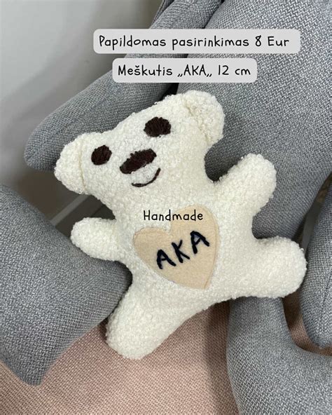 Personalizuotas rankų darbo meškutis