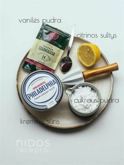 Ingredientai tobulai mielinei tešlai