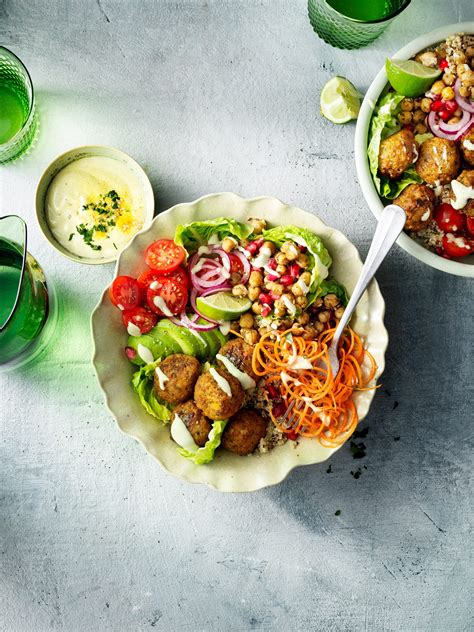 Patiekiamų falafelių rinkinys
