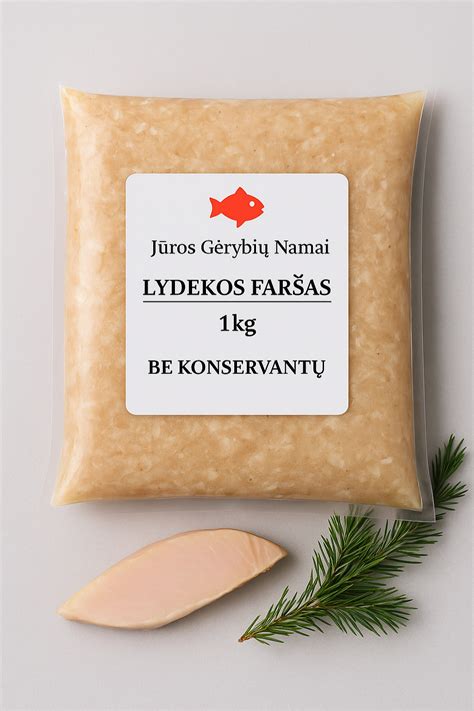 Įdarymui paruoštas lydekos faršas su daržovėmis