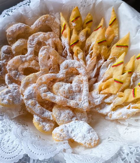 Žagarėliai ir jų atitikmenys Europoje: chruściki, chiacchiere, oreillettes