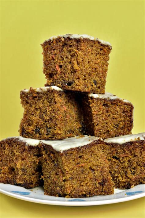 Sveikuoliškų pyragų nuotraukos: morkų, avižinis su uogomis