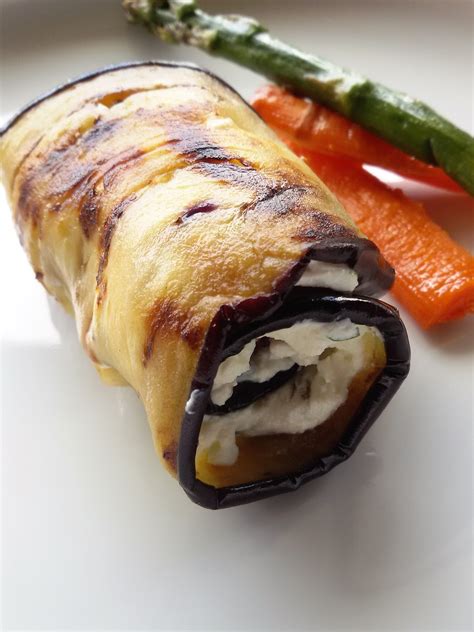 Baklažanų suktinukai su sūriu