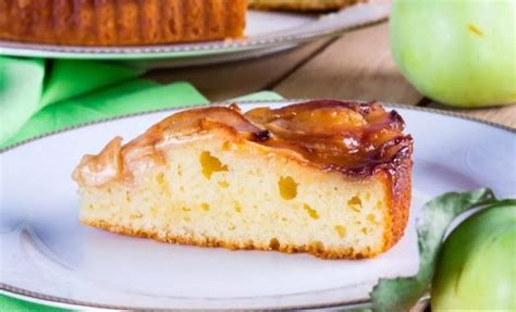 Ingredientai blynui su obuoliais