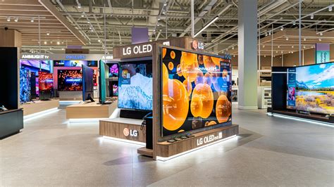 Naujos parduotuvės interjeras