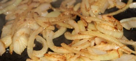 Svogūno kepimas aliejuje