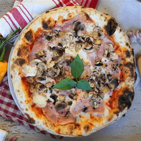 Įvairių itališkų picų pavyzdžiai