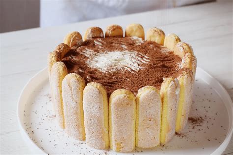 Puošnus Tiramisu tortas