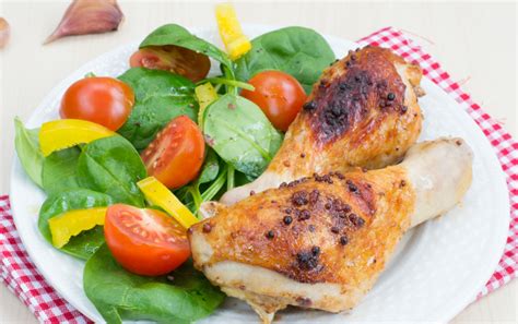 vištienos gabaliukai marinate