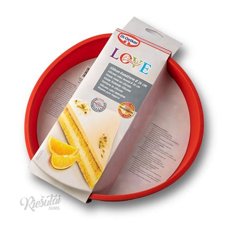 reikmenys biskvitui kepti