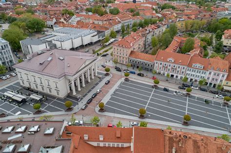 Vilniaus Rotušės aikštė ir restorano 