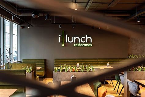 „iLunch“ restorano interjeras ir moderni virtuvės įranga