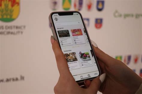 Mobilioji programėlė maisto užsakymui su įvairiais patiekalais
