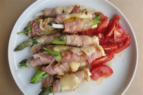 Kepti smidrai su sūrio pabarstu