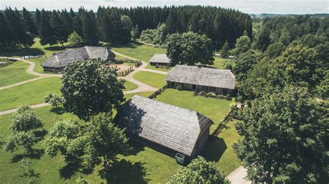 Žemaitijos kaimo panorama