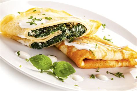 Omleto suktinukas su varške ir špinatais