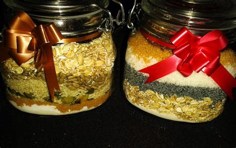 Keksiukų mišinys stiklainyje kaip dovana
