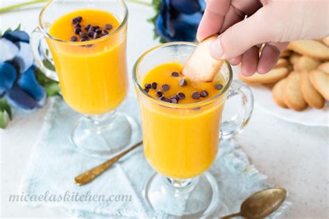 Zabaione padažas riešutiniam pyragui
