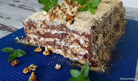 Karališkas tortas iš Taškento su riešutais