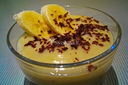 Bananinis rikotos ir šokolado desertas