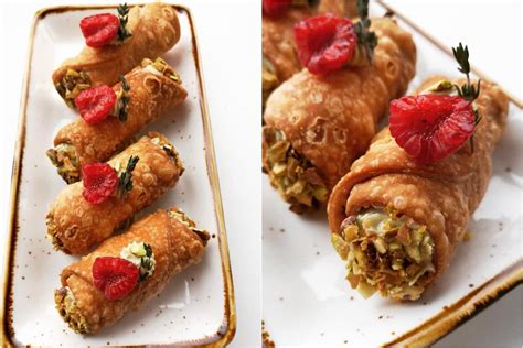 Itališki cannoli su rikotos kremu