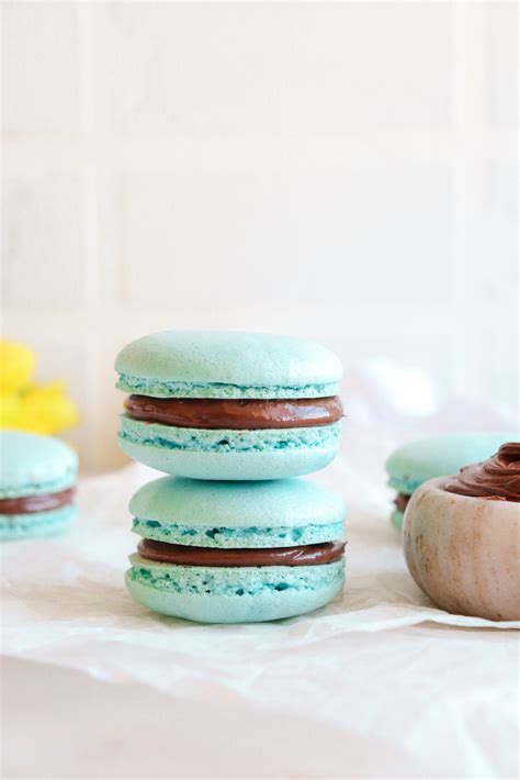 Macarons su šokoladiniu ganašu