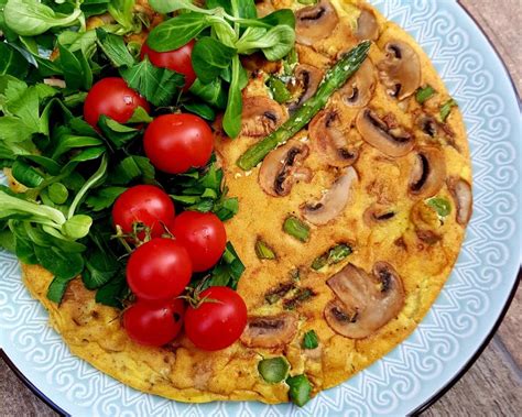 smidrai su kiaušiniais ir pievagrybiais