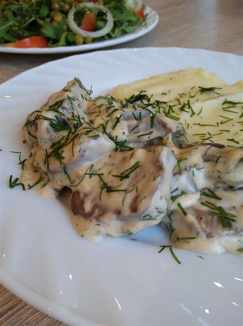 Sviesto ir miltų kepinimas padažui