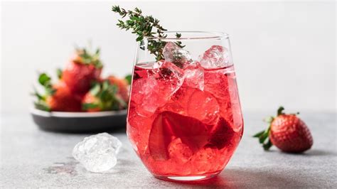 Gaivus rožių vandens limonadas