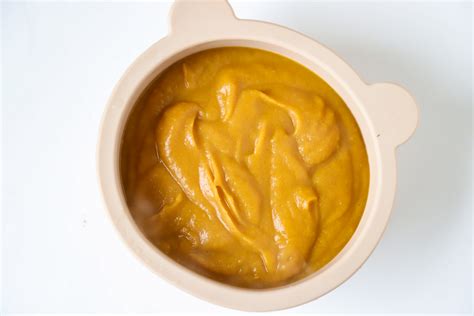 Mango tyrė padažuose ir kokteiliuose