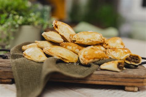 Empanados ir lietuviškų čeburekų, kibinų palyginimas