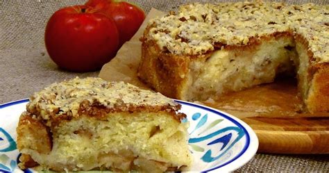 Obuolių pyrago su riešutų sluoksniu ingredientai
