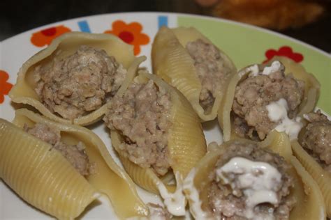 Makaronų kriauklių įdarymas faršu