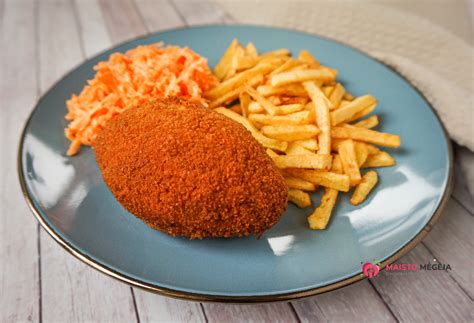 Paruošti Kijevo kotletai prieš kepimą