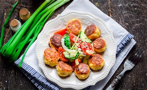 Mėsos įdaras su svogūnais kibinams
