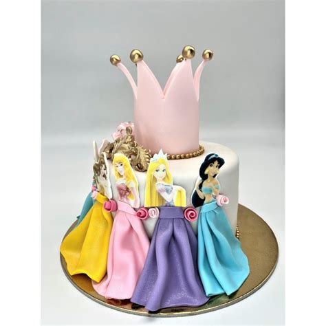 Princesių tortas sluoksniuose