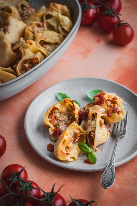 Cannelloni su kalakutiena, apibarstyti sūriu