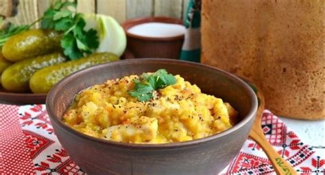 žirnių košė su faršu