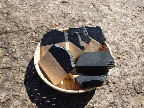 Tradicinis beržo deguto gamybos procesas